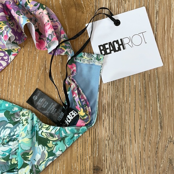NWT BeachRiot Poppy Top - Picture 2 of 5